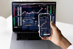 回补在投资中意味着什么？这种回补操作存在哪些风险？