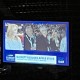苹果CEO库克亮相股东大会 巴菲特感谢：让我们赚了很多钱