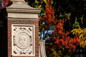美国总统特朗普表示将取消哈佛大学免税资格